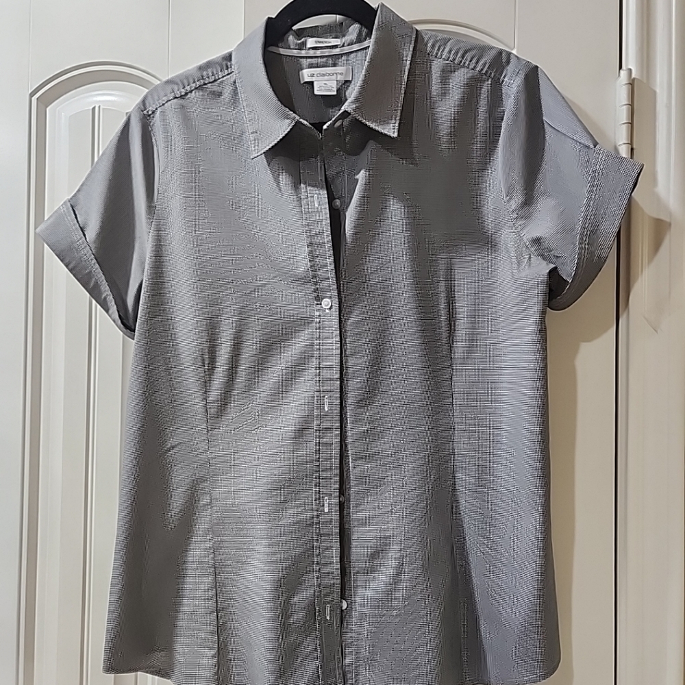Liz Claiborne Women's Casual Gray Button Down Shirt